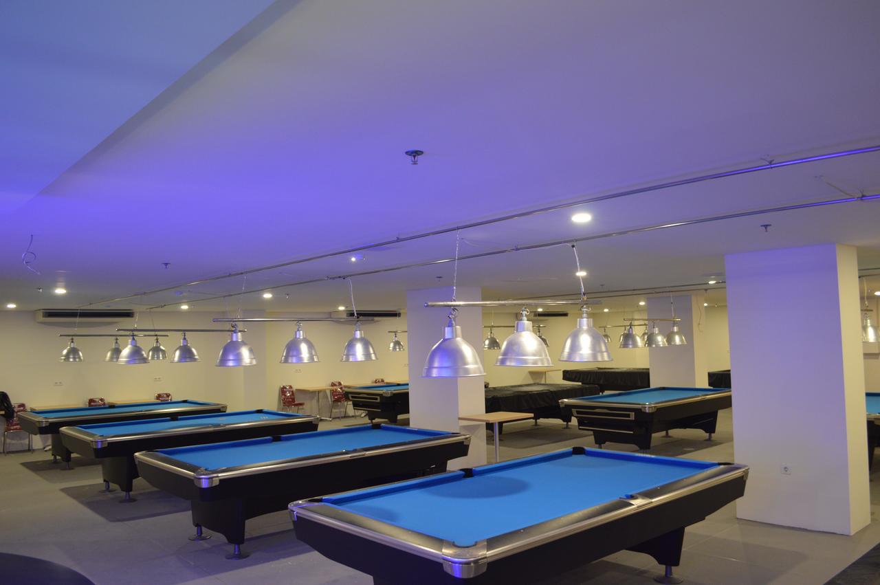 I&M Hotel Сурабая Екстериор снимка